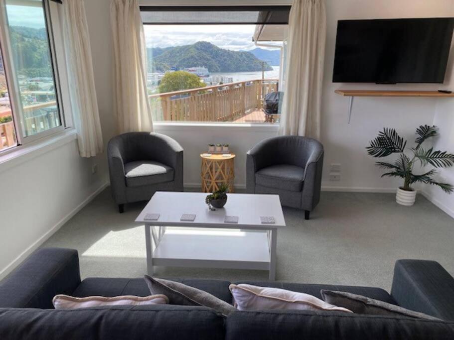 Sea-Renity Picton, Apt B Exterior photo